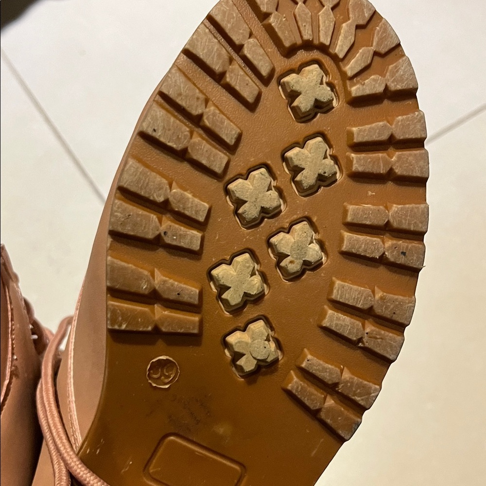 UGG Women's Pink Lace-Up Winter Boots - Picture 7 of 13